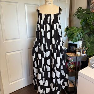 Black/White Cotton Seersucker Maxi Dress, 2XL